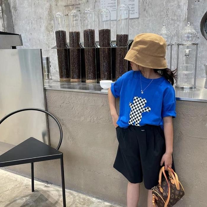 Футболка из хлопка в клетку с рисунком медведя из мультфильма «Корея» для девочек 2023 года — свободный крой, короткий рукав, модный летний топ 160 синий
Футболка из хлопка в клетку с рисунком медведя из мультфильма «Корея» для девочек 2023 года — свободный крой, короткий рукав, модный летний топ 160 синий