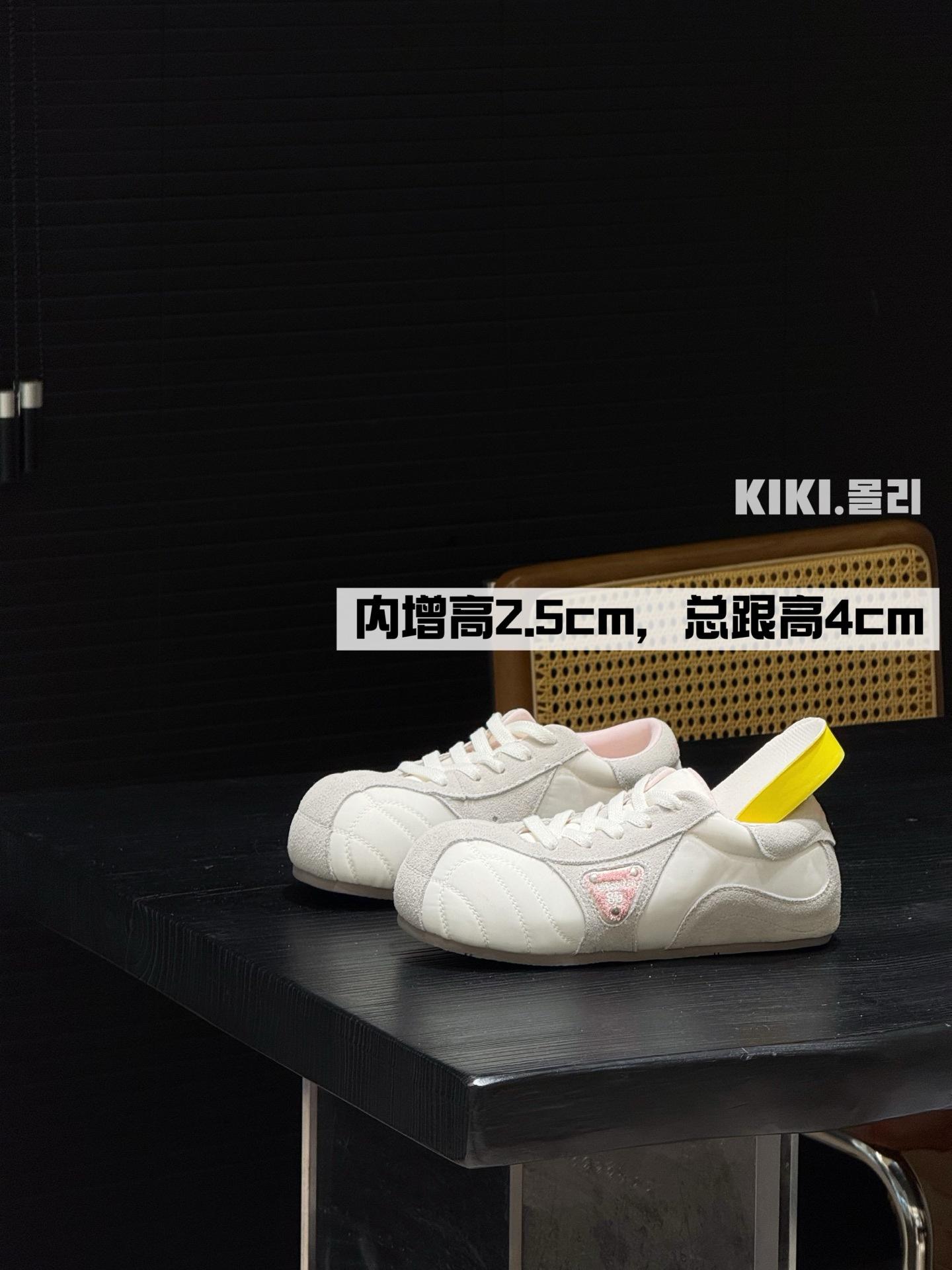 Ugly cute big head puff German training shoes women s inner height increase 2025 new niche casual versatile sports Forrest Gump board shoes 35
Ugly cute big head puff German training shoes women s inner height increase 2025 new niche casual versatile sports Forrest Gump board shoes 35