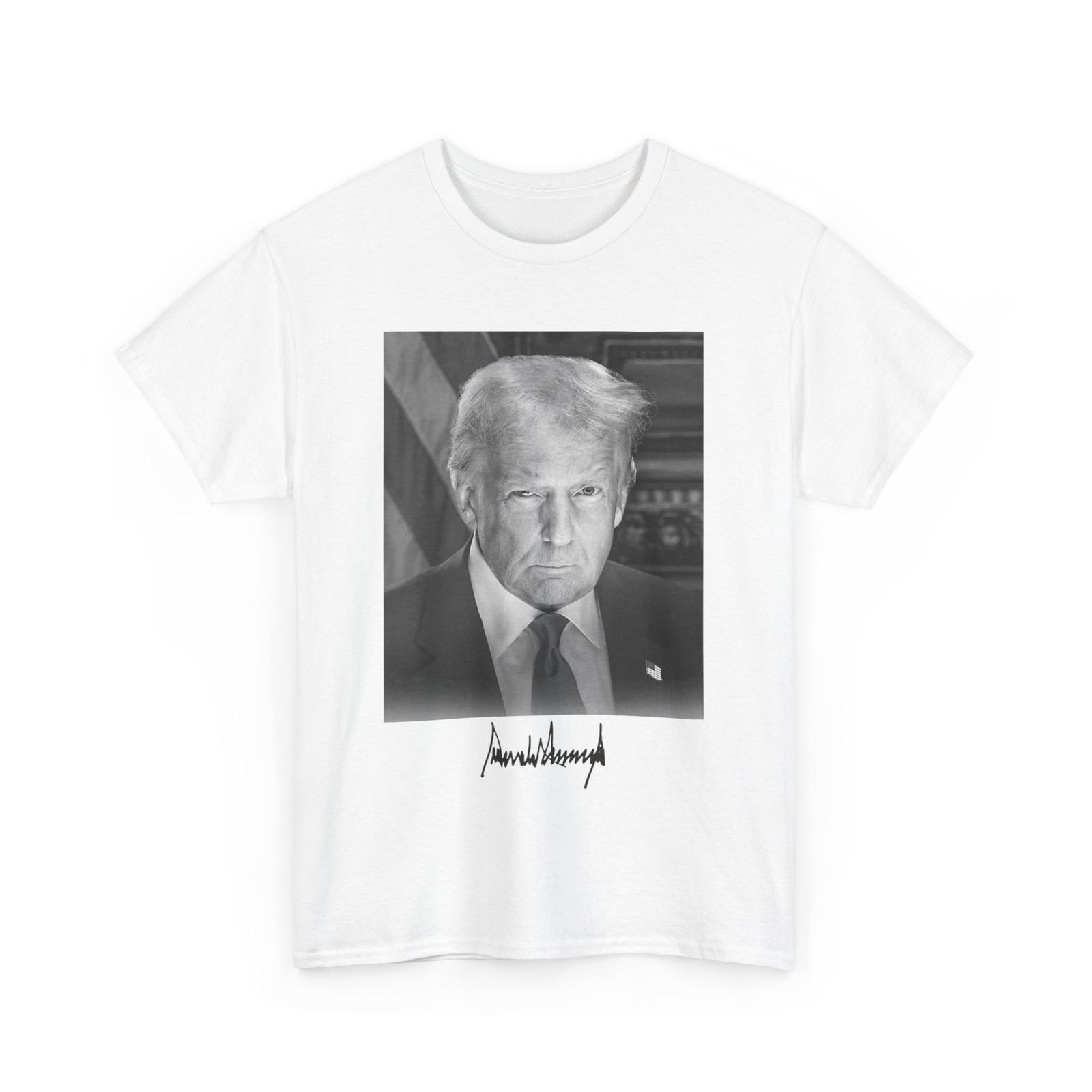 President Trump s Official Inauguration Portrait 2025 T-Shirt Mens Womens Tees Top S
President Trump s Official Inauguration Portrait 2025 T-Shirt Mens Womens Tees Top S