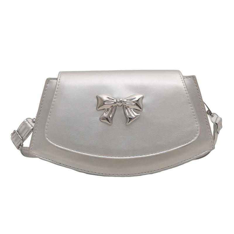 Chic Bowknot Lock Closure Shoulder Bag For Women Stylish And Versatile Design In Black White Brown Khaki And Silver Colors срібний
Chic Bowknot Lock Closure Shoulder Bag For Women Stylish And Versatile Design In Black White Brown Khaki And Silver Colors срібний