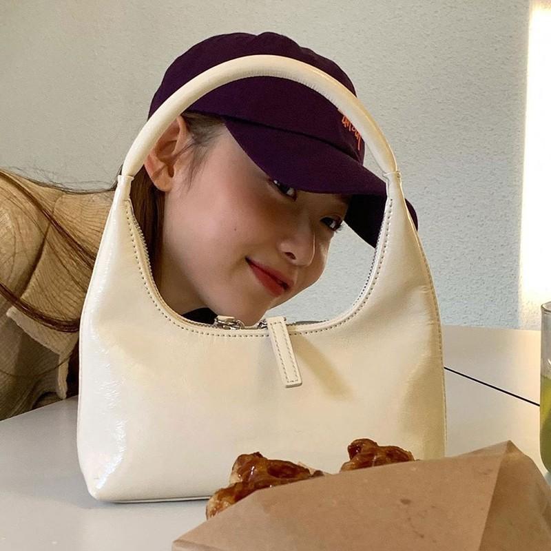 Women s 2025 New Style Fashionable Original Ins Tote Bag Crocodile Pattern Sen Series Single Shoulder Armpit Crescent покинуть белый
Women s 2025 New Style Fashionable Original Ins Tote Bag Crocodile Pattern Sen Series Single Shoulder Armpit Crescent покинуть белый