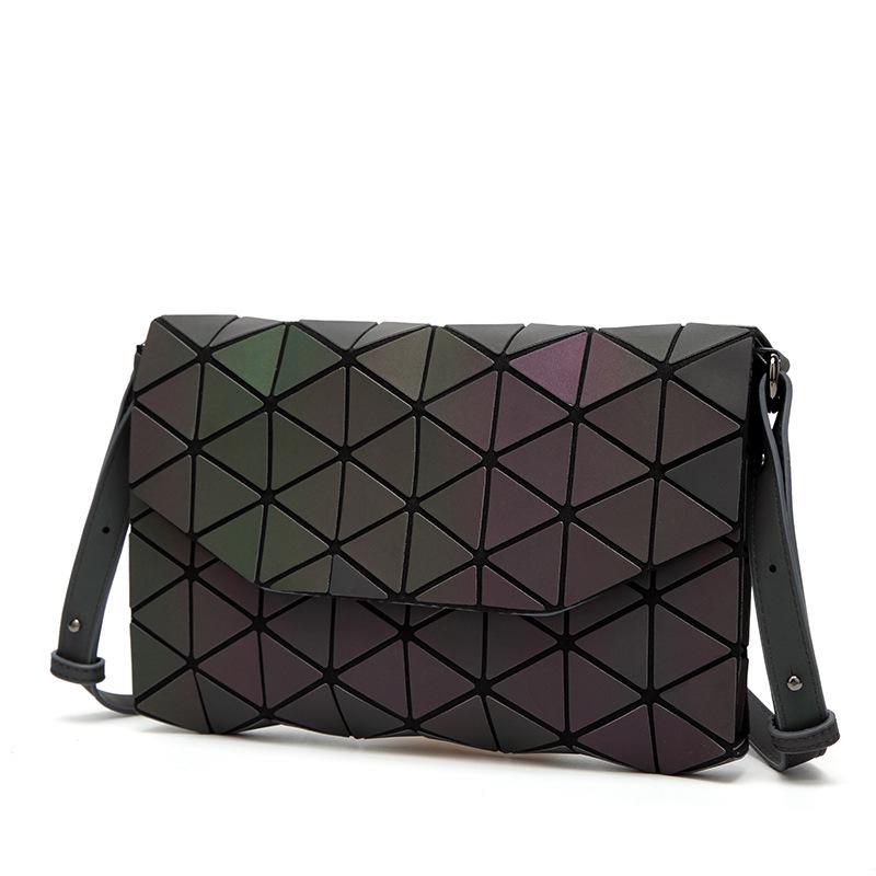New Luminous Geometric Messenger Bag Women s Folding Rhombus Envelope Bag Clutch Bag Trendy Shoulder Bag
New Luminous Geometric Messenger Bag Women s Folding Rhombus Envelope Bag Clutch Bag Trendy Shoulder Bag
