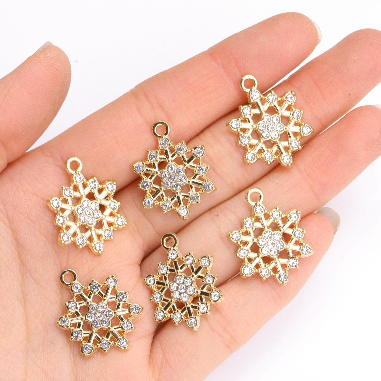 10Pcs Delicate Pearl Zircon Snowflake Pendant Alloy Metal Charms for Diy Jewelry Making Necklaces Earrings Craft Accessories
10Pcs Delicate Pearl Zircon Snowflake Pendant Alloy Metal Charms for Diy Jewelry Making Necklaces Earrings Craft Accessories