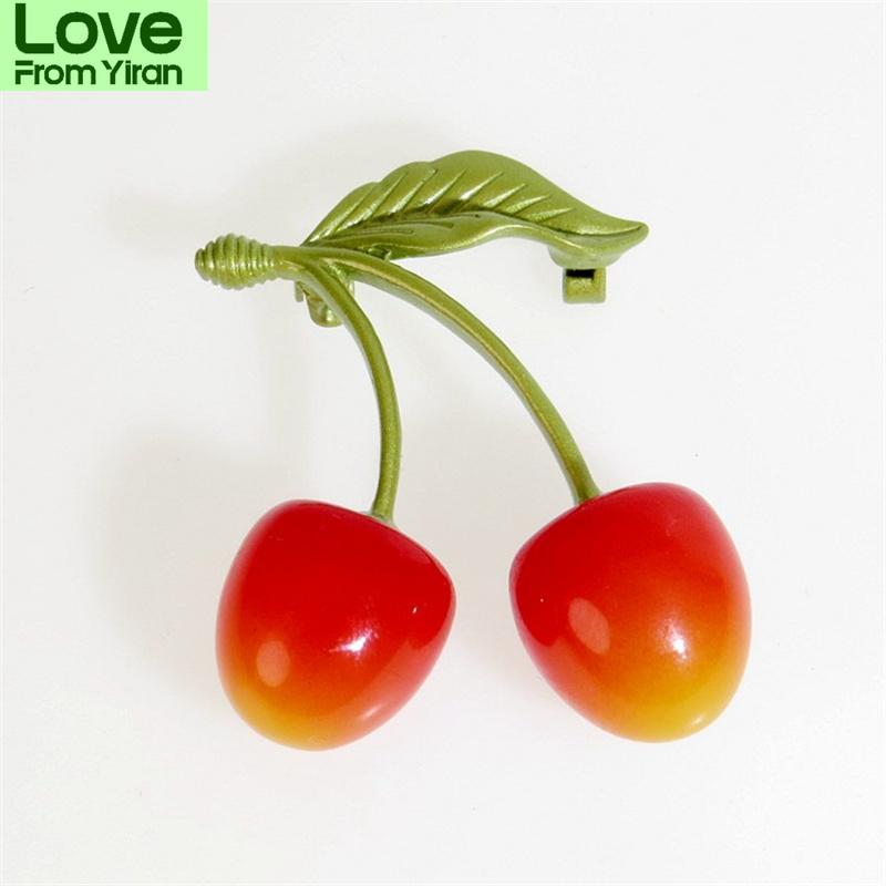 Простая брошь Темперамент Элегантный вишневый букет булавка женские аксессуары шелковый шарф пряжка
Простая брошь Темперамент Элегантный вишневый букет булавка женские аксессуары шелковый шарф пряжка