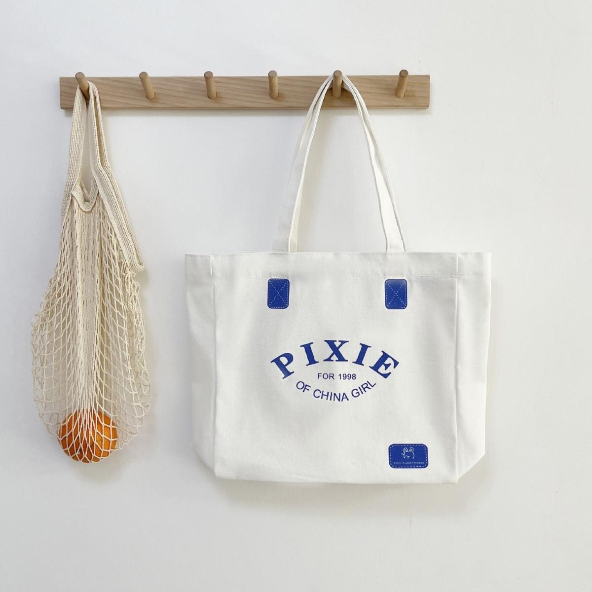 Minimalist Letter Personalized Design Original Artistic Canvas Bag for Female College Students To Carry Books During Class
Minimalist Letter Personalized Design Original Artistic Canvas Bag for Female College Students To Carry Books During Class