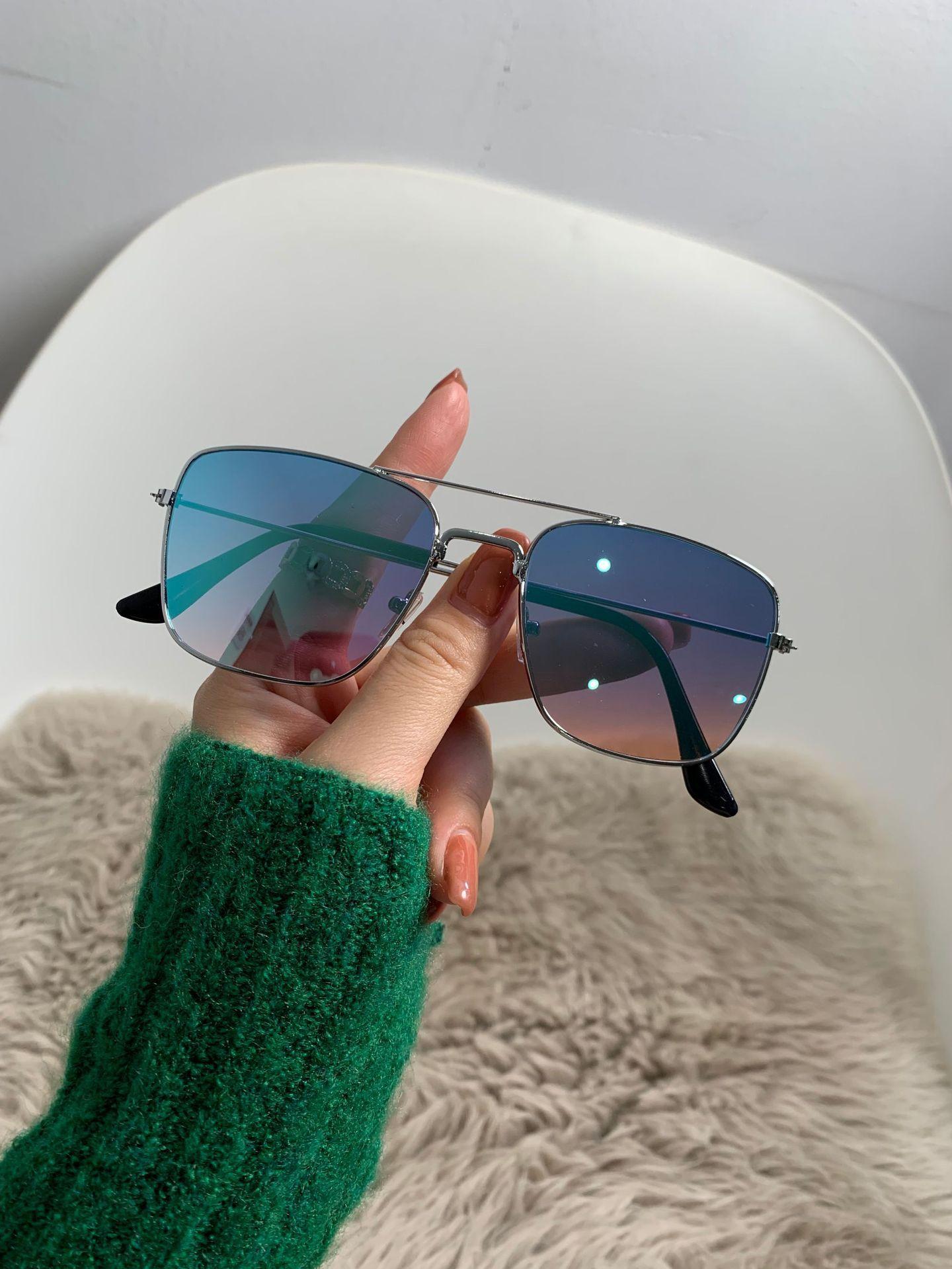 Солнцезащитные очки Летние солнцезащитные очки высокого класса с защитой от ультрафиолета Женские тонкие солнцезащитные очки
Солнцезащитные очки Летние солнцезащитные очки высокого класса с защитой от ультрафиолета Женские тонкие солнцезащитные очки