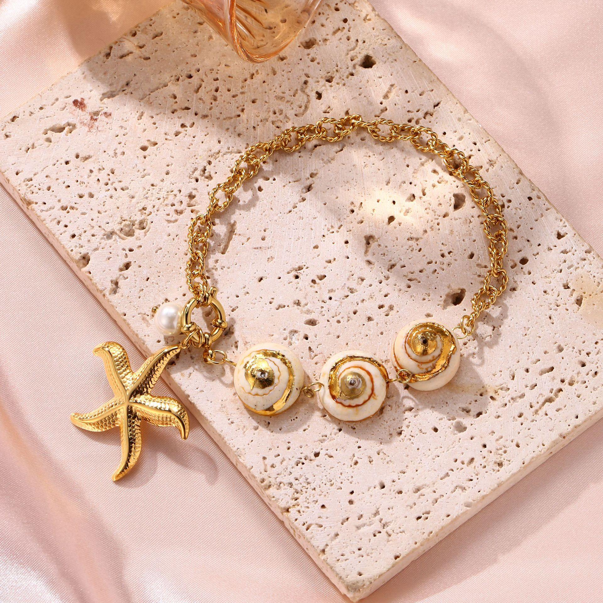 European and American Jewelry, Beach Vacation, Shell, Collarbone Chain, Ocean Style, Starfish, Versatile Set, Necklace Jewelry 18K
European and American Jewelry, Beach Vacation, Shell, Collarbone Chain, Ocean Style, Starfish, Versatile Set, Necklace Jewelry 18K