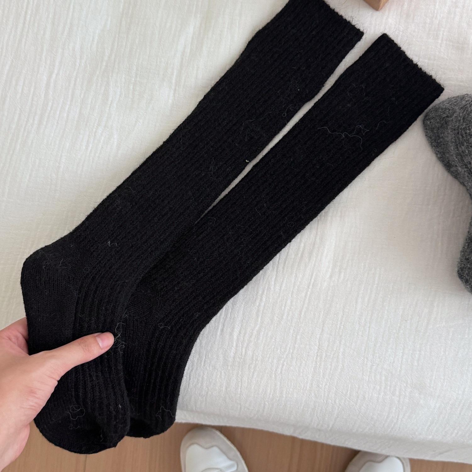 Зимние повседневные гольфы, Утепленные махровые носки, Однотонные простые носки 1 pair чёрный
Зимние повседневные гольфы, Утепленные махровые носки, Однотонные простые носки 1 pair чёрный