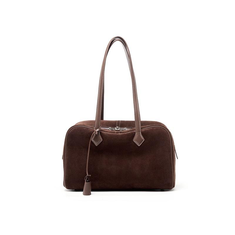 Women s bowling bag, leather tote, high-end style, new fashionable large-capacity single-shoulder bag for women 35x15x23cm кофейный
Women s bowling bag, leather tote, high-end style, new fashionable large-capacity single-shoulder bag for women 35x15x23cm кофейный