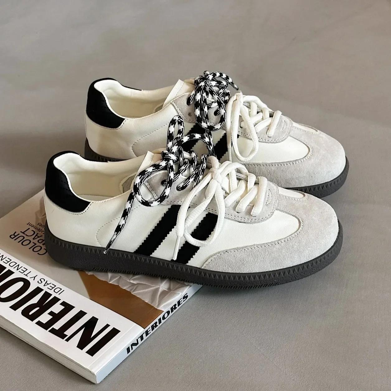 Модная британская обувь Студенческие вулканизированные туфли Повседневная спортивная обувь на плоской подошве Женская кожаная ретро тренировочная обувь Теннисные кроссовки 35 бежевый
Модная британская обувь Студенческие вулканизированные туфли Повседневная спортивная обувь на плоской подошве Женская кожаная ретро тренировочная обувь Теннисные кроссовки 35 бежевый