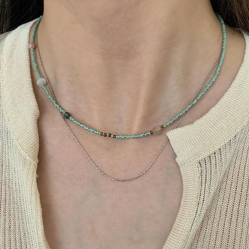 Glass beaded small fresh simple necklace fashion versatile temperament collarbone chain niche high-end jewelry women
Glass beaded small fresh simple necklace fashion versatile temperament collarbone chain niche high-end jewelry women