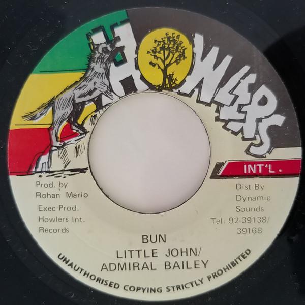 7inch Record LITTLE JOHN / ADMIRAL BAILEY - Bun NONE Howlers Jamaica Reggae, Ska & Dub Used
7inch Record LITTLE JOHN / ADMIRAL BAILEY - Bun NONE Howlers Jamaica Reggae, Ska & Dub Used