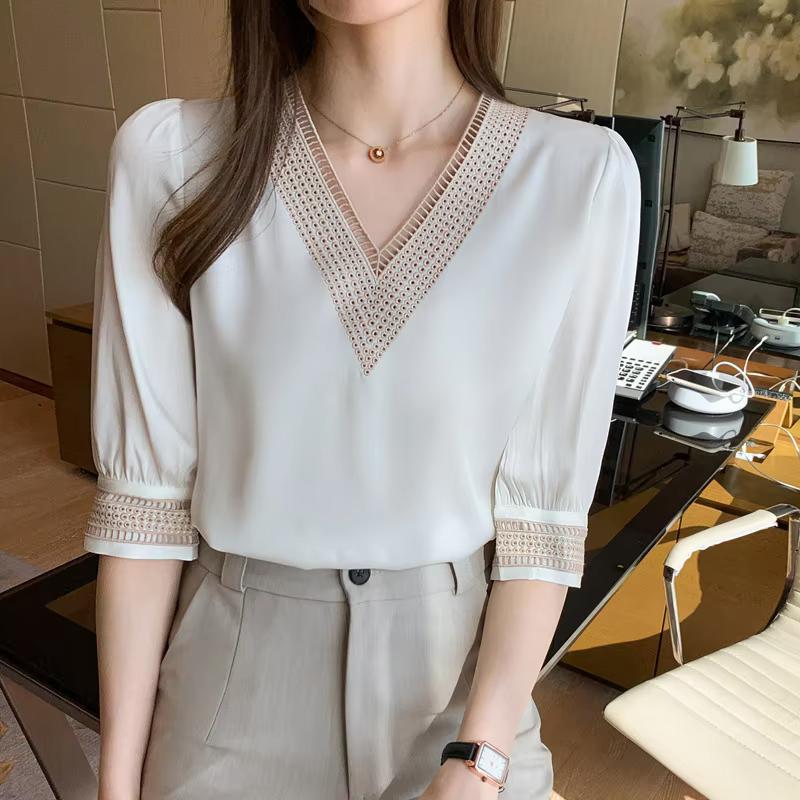 Fashion elegant White Chiffon Women Shirts V Neck Casual Loose Women Blouses Tops Loose Female Clothing Blusas 13366 S белый
Fashion elegant White Chiffon Women Shirts V Neck Casual Loose Women Blouses Tops Loose Female Clothing Blusas 13366 S белый