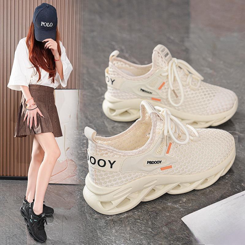 New Breathable Perforated Shoes Versatile Thick-soled Sports Shoes and Casual Running Dad Shoes 35
New Breathable Perforated Shoes Versatile Thick-soled Sports Shoes and Casual Running Dad Shoes 35