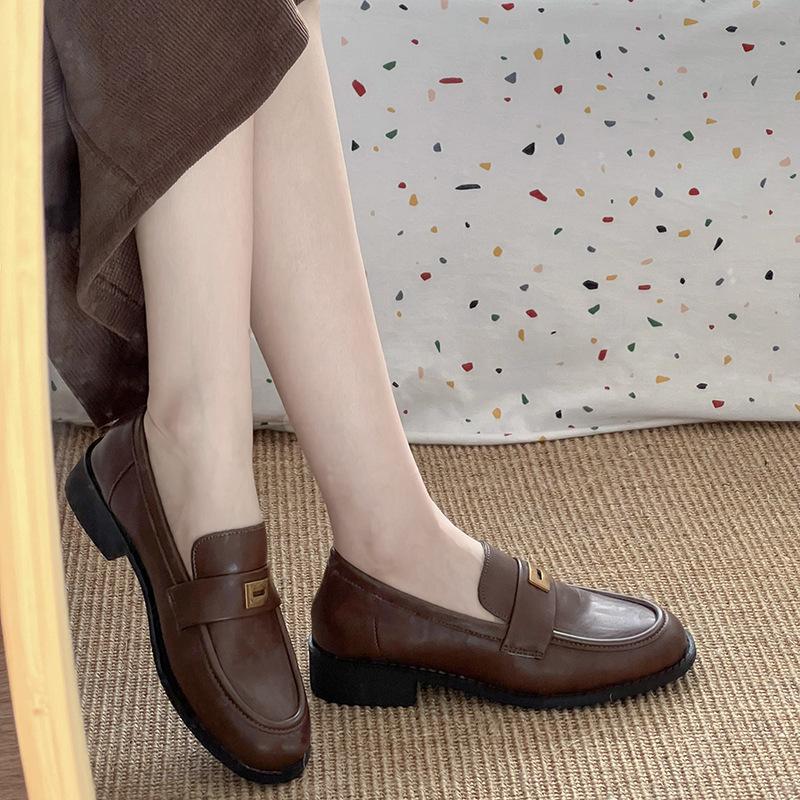 British style shallow mouth loafer small leather shoes women s 2025 new college style JK uniform Mary Jane single shoes women s shoes 39 темно-коричневого
British style shallow mouth loafer small leather shoes women s 2025 new college style JK uniform Mary Jane single shoes women s shoes 39 темно-коричневого