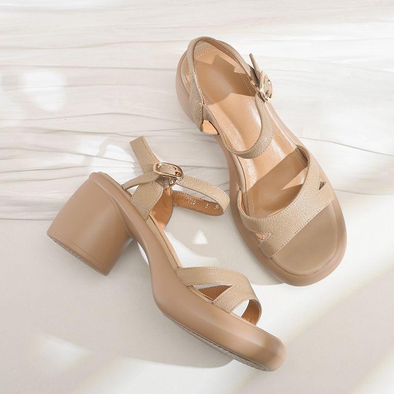 2025 new comfortable stepping on shit feeling one word with sandals women s high heel Korean version round head thick sole thick heel soft leather 40 абрикосовый
2025 new comfortable stepping on shit feeling one word with sandals women s high heel Korean version round head thick sole thick heel soft leather 40 абрикосовый