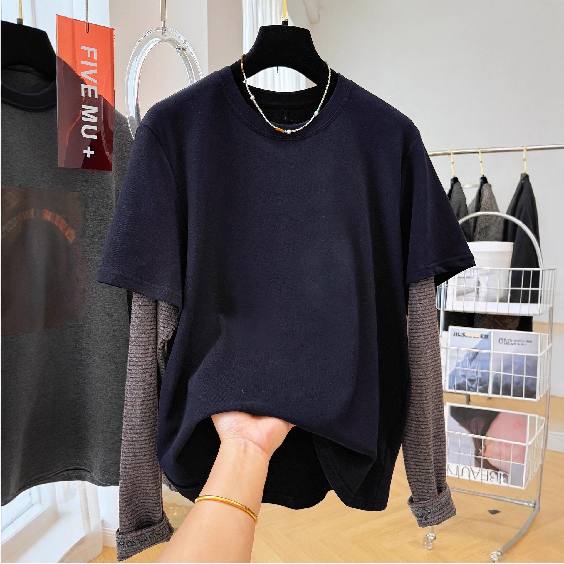 European Plus Size Cartoon Two-Piece Long-Sleeve T-Shirt for Women - Autumn/Winter Loose College Style L (Up to 72.5 kg) темно-синього кольору
European Plus Size Cartoon Two-Piece Long-Sleeve T-Shirt for Women - Autumn/Winter Loose College Style L (Up to 72.5 kg) темно-синього кольору