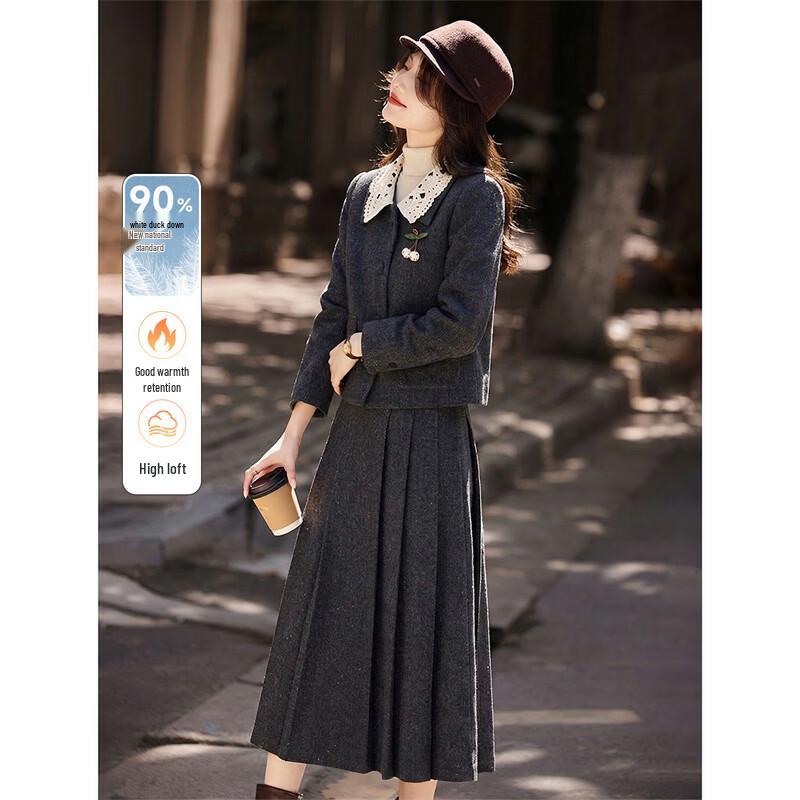 Elegant Lace-Collar Wool Down Jacket & Skirt Set M
Elegant Lace-Collar Wool Down Jacket & Skirt Set M