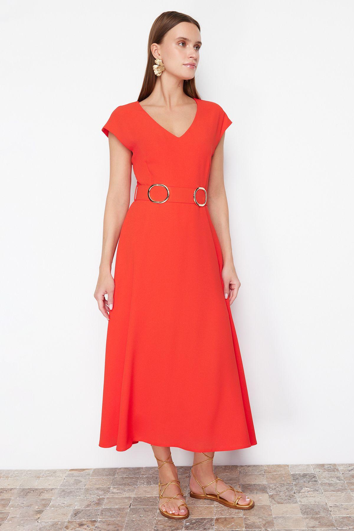 Women s Style Dress Red Belted Midi Crepe Woven Dress with Skirt Opening at the Waist XS
Women s Style Dress Red Belted Midi Crepe Woven Dress with Skirt Opening at the Waist XS
