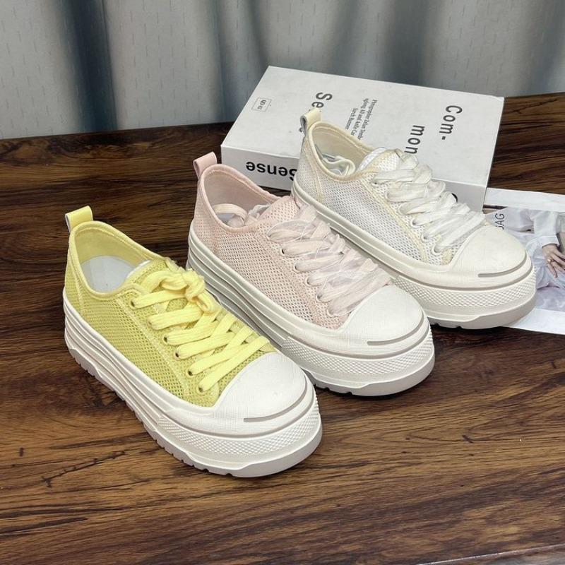 Fashionable Mesh Breathable Casual Shoes Summer Height-increasing Comfortable and Elegant Board Shoes Thick-soled Shoes 40 рожевий
Fashionable Mesh Breathable Casual Shoes Summer Height-increasing Comfortable and Elegant Board Shoes Thick-soled Shoes 40 рожевий