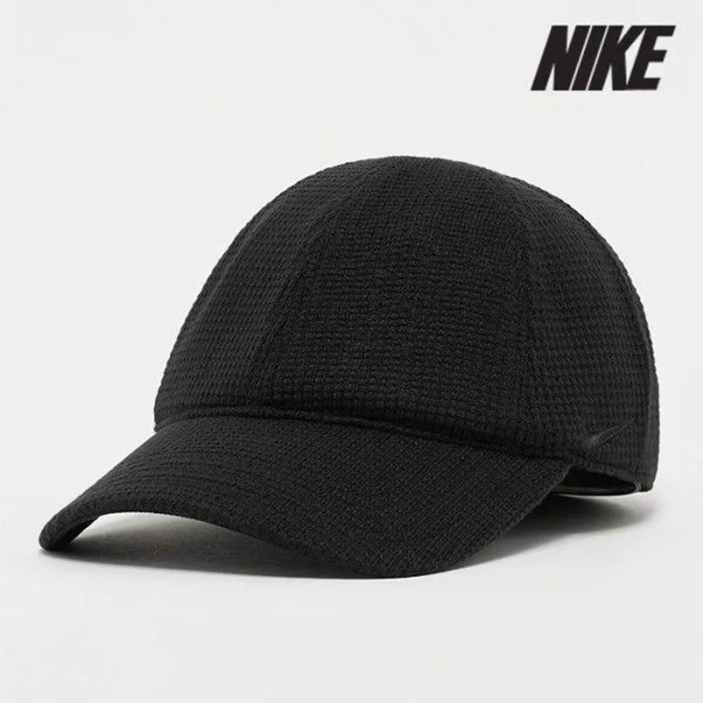 Cap /a7- HQ0363-010 / Club Premium Cap ML
Cap /a7- HQ0363-010 / Club Premium Cap ML