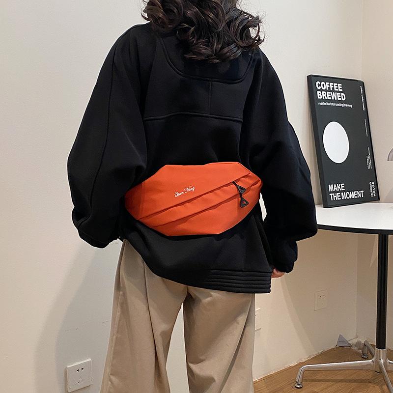 2025 autumn and winter new simple shoulder bag student messenger bag trendy couple breast bag fanny pack Medium белый
2025 autumn and winter new simple shoulder bag student messenger bag trendy couple breast bag fanny pack Medium белый