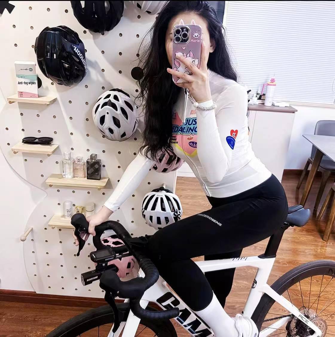 New 24 Men s & Women s Long Sleeve Cycling Jersey: Breathable, Quick-Drying, Sun Protection for Spring & Autumn Rides 2XL
New 24 Men s & Women s Long Sleeve Cycling Jersey: Breathable, Quick-Drying, Sun Protection for Spring & Autumn Rides 2XL