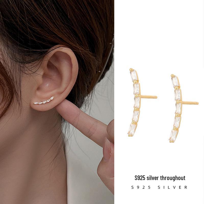 Banyan Tree S925 Silver Curved Diamond Earrings - Simple, Elegant Korean, European & American Style 925 Silver платиновый
Banyan Tree S925 Silver Curved Diamond Earrings - Simple, Elegant Korean, European & American Style 925 Silver платиновый