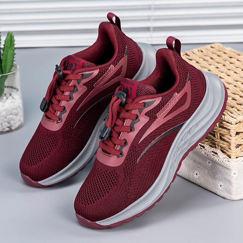 Brand 22 years of spring and autumn lightweight single shoes mesh casual sports mother shoes medium walking shoes 35
Brand 22 years of spring and autumn lightweight single shoes mesh casual sports mother shoes medium walking shoes 35