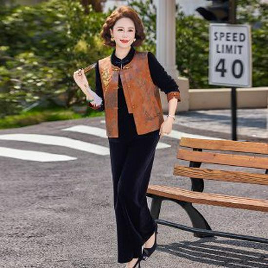 Elegant Jacquard Three-Piece Vest Set for Middle-Aged and Elderly Women - National Style Top with Wide-Leg Pants (Spring/Autumn Collection) XXL оранжевый
Elegant Jacquard Three-Piece Vest Set for Middle-Aged and Elderly Women - National Style Top with Wide-Leg Pants (Spring/Autumn Collection) XXL оранжевый