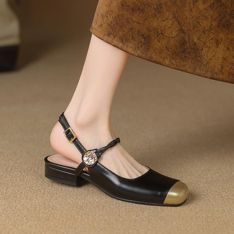 Summer women s bag head rear empty sandals Korean version square head new sandals women s color matching rubber soft sole large size shoes cover feet 39 чорний
Summer women s bag head rear empty sandals Korean version square head new sandals women s color matching rubber soft sole large size shoes cover feet 39 чорний