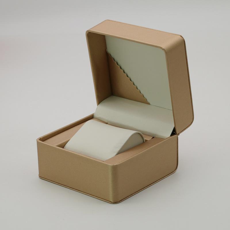 Single Watch Box Portable Wristwatch Organizer Watch Storage Case Pebbled Watch Packaging Box For Boutique Display Daily золотий
Single Watch Box Portable Wristwatch Organizer Watch Storage Case Pebbled Watch Packaging Box For Boutique Display Daily золотий