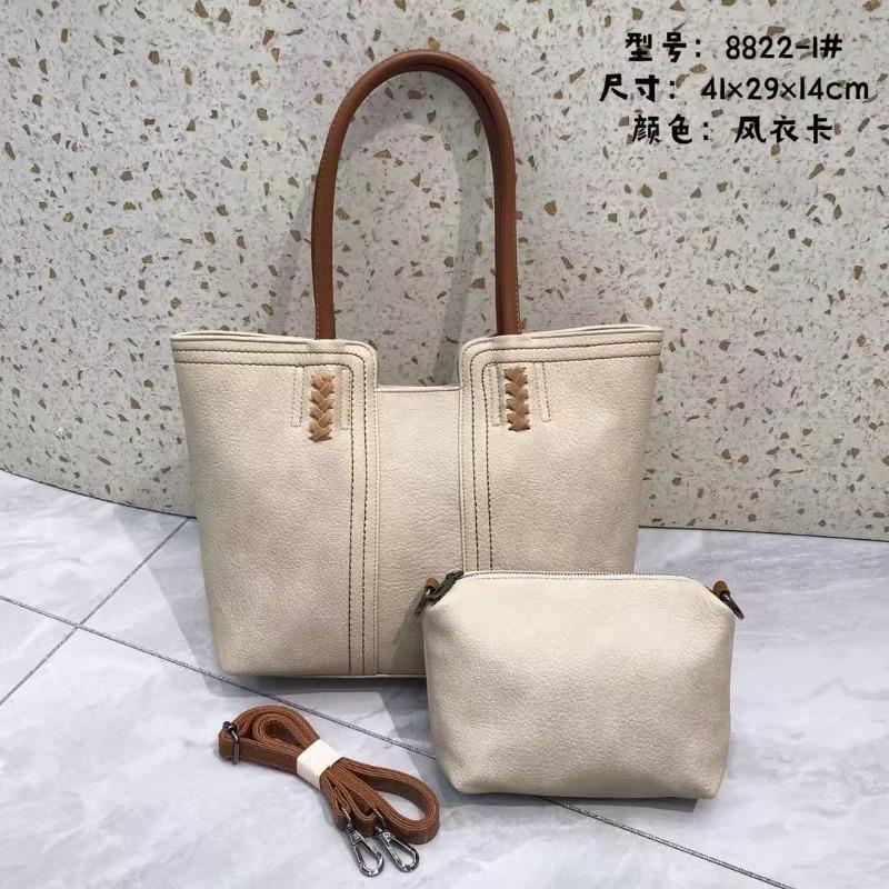 ashion shoulder large capacity year classic retro handbag atmospheric simple mother and child bag
ashion shoulder large capacity year classic retro handbag atmospheric simple mother and child bag