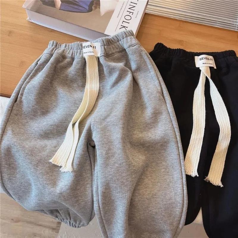 New Kids Boys Autumn Pants Childrens Korean Loose Casual Boys Sports Pants Versatile Toddler Girls Boys Sport Pants 140 світло-сірого кольору
New Kids Boys Autumn Pants Childrens Korean Loose Casual Boys Sports Pants Versatile Toddler Girls Boys Sport Pants 140 світло-сірого кольору