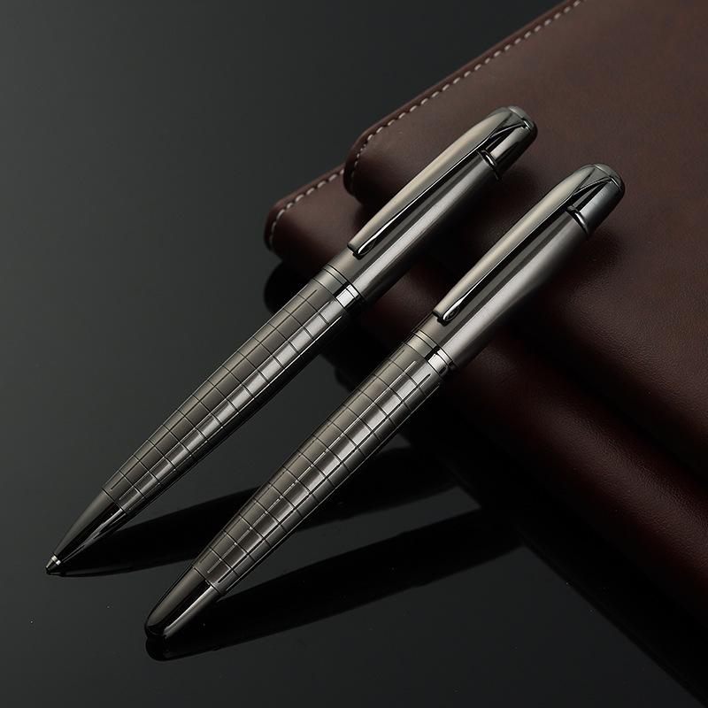 Черная гладкая металлическая шариковая ручка для бизнеса в подарок для ежедневной практики письма 1.0mm серебряный серый
Черная гладкая металлическая шариковая ручка для бизнеса в подарок для ежедневной практики письма 1.0mm серебряный серый