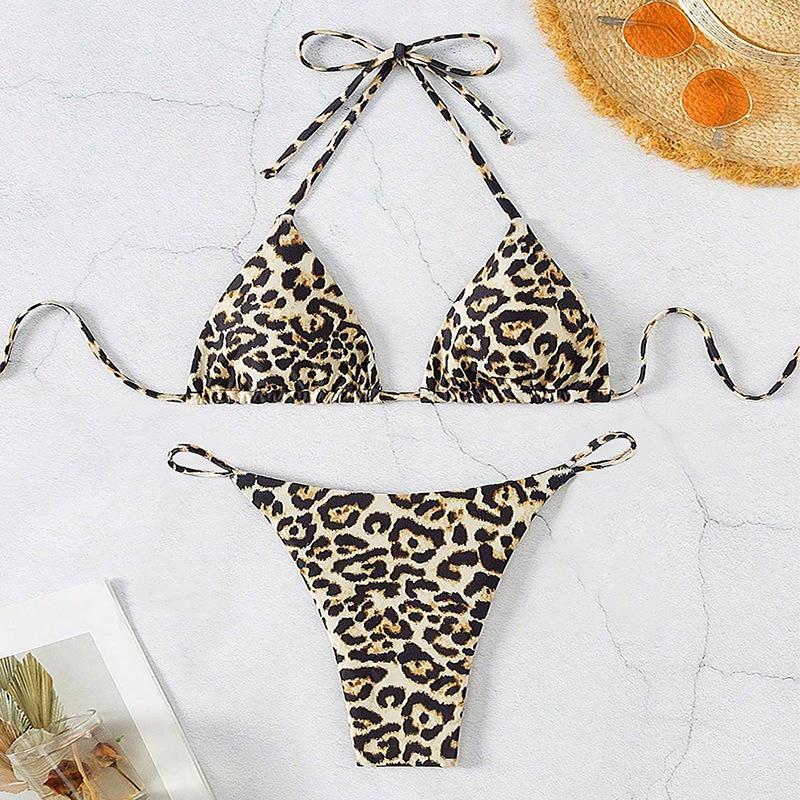 2025 European & American Leopard Print Lace-Up Sexy Bikini Swimsuit - Women s Beachwear Extra Large
2025 European & American Leopard Print Lace-Up Sexy Bikini Swimsuit - Women s Beachwear Extra Large