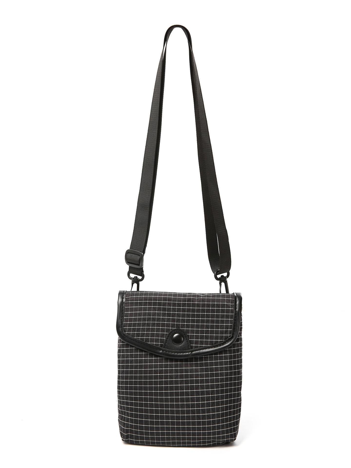 Crossbody Bag with Water-resistant Feature, Multiple Compartments, Suitable for Daily Casual Use, Single Shoulder Bag чёрный
Crossbody Bag with Water-resistant Feature, Multiple Compartments, Suitable for Daily Casual Use, Single Shoulder Bag чёрный