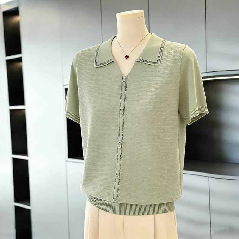 Chic Rhinestone Embellished Short-Sleeve Ice Silk Blouse for Middle-Aged Women - Plus Size Summer Lapel Top 2XL (100-115 jin)
Chic Rhinestone Embellished Short-Sleeve Ice Silk Blouse for Middle-Aged Women - Plus Size Summer Lapel Top 2XL (100-115 jin)