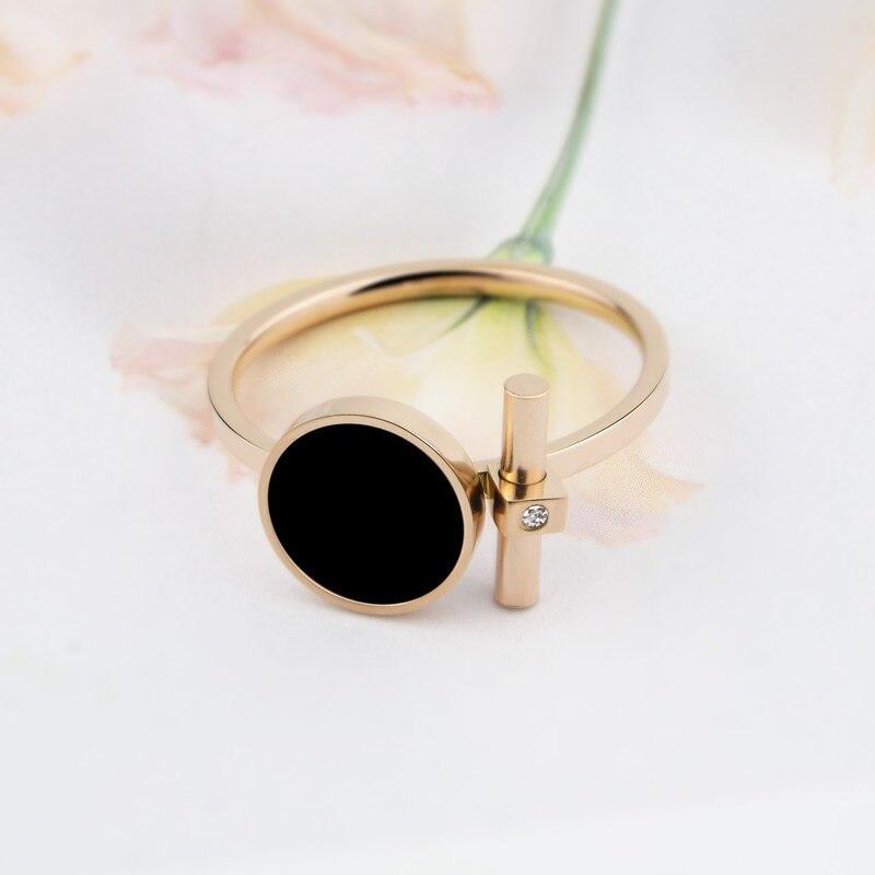 Fashion Luxury Jewelry Ring Exquisite Beauty Black Enamel and Zircon Stainless Steel Brand Ring for Women High Quality Practical Daily Use 9 золотой
Fashion Luxury Jewelry Ring Exquisite Beauty Black Enamel and Zircon Stainless Steel Brand Ring for Women High Quality Practical Daily Use 9 золотой
