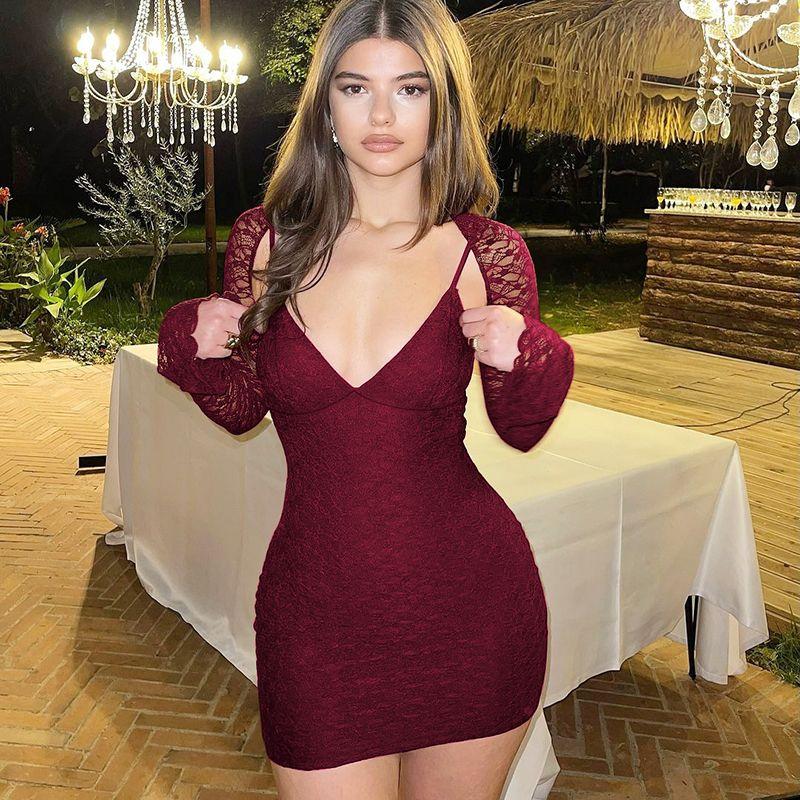 French style Lace V-neck Sling Dress + Perspective Long sleeve Waistcoat 2025 Summer Gyaru Sexy Sheath Short dress Women Burgundy L
French style Lace V-neck Sling Dress + Perspective Long sleeve Waistcoat 2025 Summer Gyaru Sexy Sheath Short dress Women Burgundy L