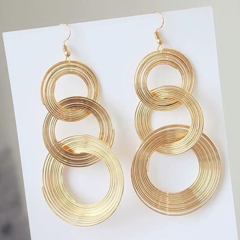 Pinkdudu Vintage Exaggerated Geometric Circle Zinc Alloy Earrings Fashion Trendy Earrings Women Jewelry PD2376 золотой
Pinkdudu Vintage Exaggerated Geometric Circle Zinc Alloy Earrings Fashion Trendy Earrings Women Jewelry PD2376 золотой