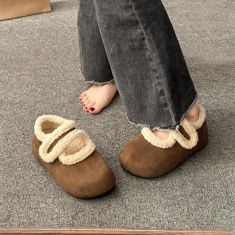 2024 бархатные туфли Birkenstocks на толстой подошве, зимние, новые, на липучках, корейская версия, теплые, пушистые, женские, с круглым носком, повседневные, из хлопка 35 хаки
2024 бархатные туфли Birkenstocks на толстой подошве, зимние, новые, на липучках, корейская версия, теплые, пушистые, женские, с круглым носком, повседневные, из хлопка 35 хаки