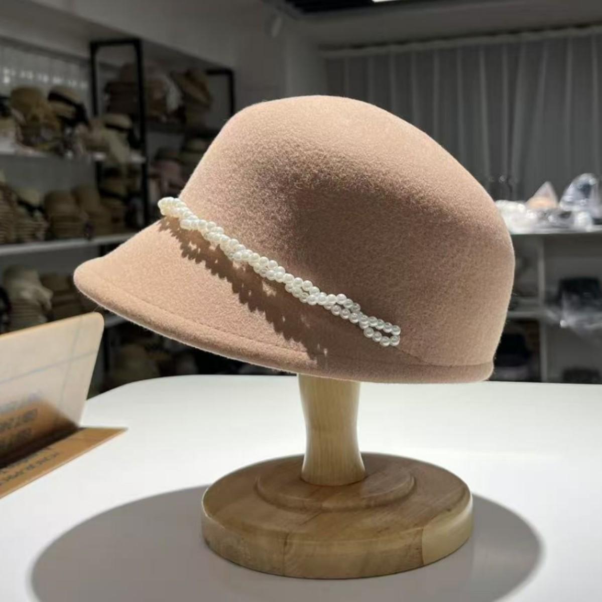 Light luxury French elegant pearl equestrian hat women s fashion simple temperament thousand gold cap warm wool hat M(55-58cm) верблюд
Light luxury French elegant pearl equestrian hat women s fashion simple temperament thousand gold cap warm wool hat M(55-58cm) верблюд