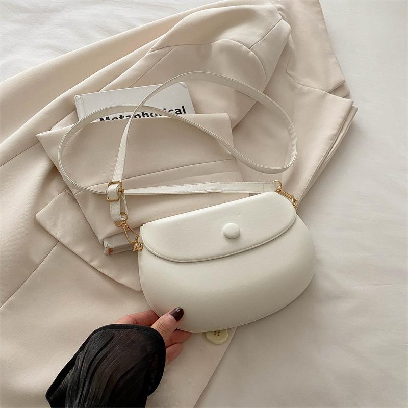 Модная ретро сумка-мессенджер Модная повседневная женская сумка через плечо 2024 летняя новая трендовая ретро сумка-седло белый