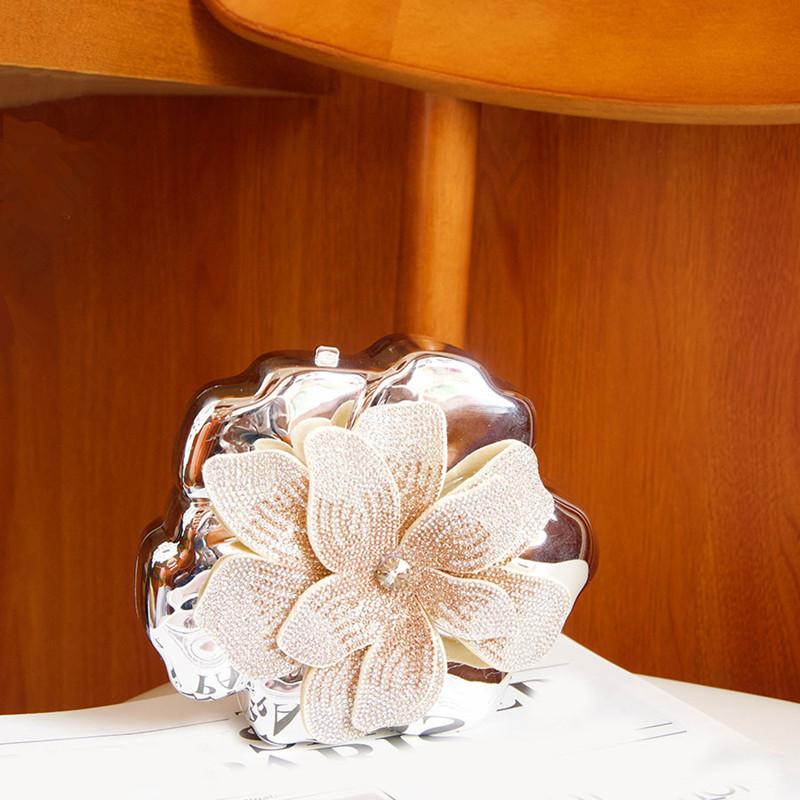 2026 High Sense Luxury 3D Diamond Flowers Women s Acrylic Evening Bag Fashion Shiny Rhinestone Handbag Dress Crossbody Bag
2026 High Sense Luxury 3D Diamond Flowers Women s Acrylic Evening Bag Fashion Shiny Rhinestone Handbag Dress Crossbody Bag