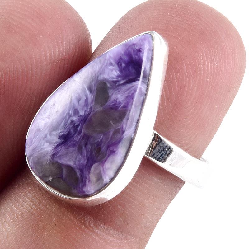 Кольцо из серебра 925 пробы с натуральным чароитом, размер 7, H8O91 
Кольцо из серебра 925 пробы с натуральным чароитом, размер 7, H8O91