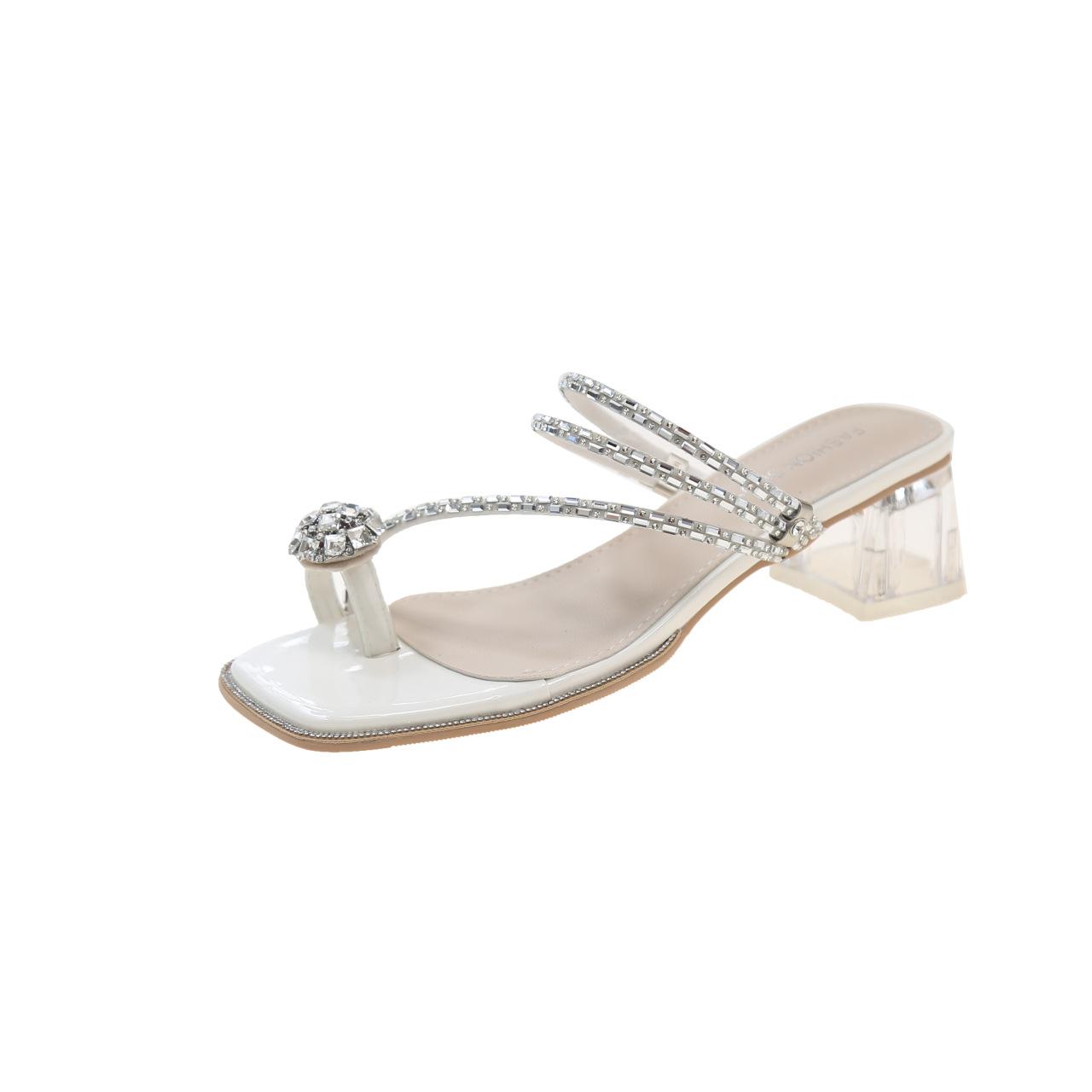 French Korean thick-heeled slippers for women to wear in the summer of 2025, the new square-headed rhinestone toe Roman cool slippers 40
French Korean thick-heeled slippers for women to wear in the summer of 2025, the new square-headed rhinestone toe Roman cool slippers 40