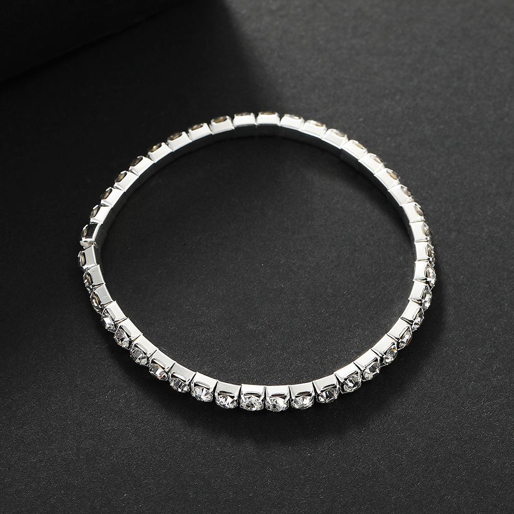 New Rhinestone Crystal Elastic Bracelet – Elegant Single Row Design for Brides 4mm Width (No. 16)
New Rhinestone Crystal Elastic Bracelet – Elegant Single Row Design for Brides 4mm Width (No. 16)