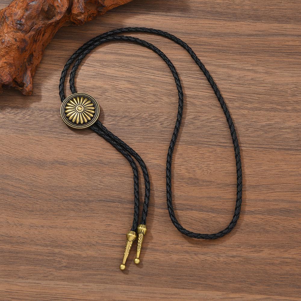 Lotus Flower Pendant Bolo Tie Necklace for Men and Women - Western Cowboy Style
Lotus Flower Pendant Bolo Tie Necklace for Men and Women - Western Cowboy Style