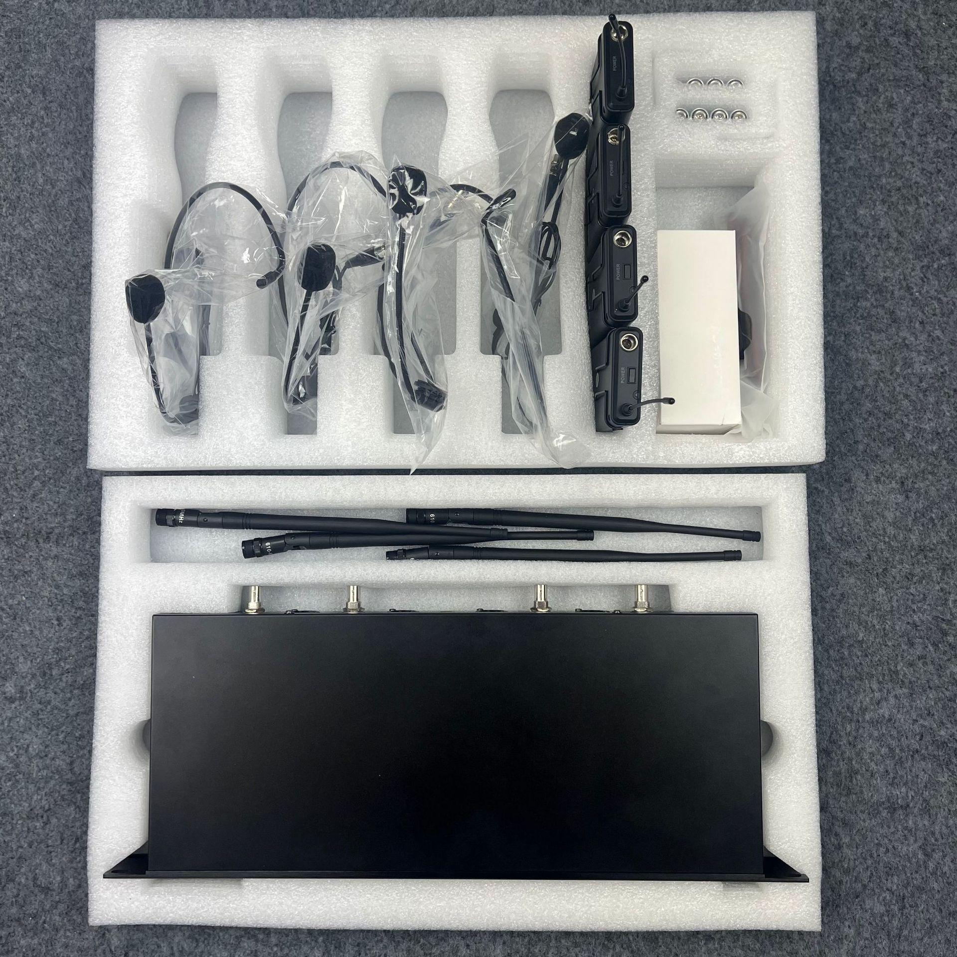 Quadruple Wireless Lavalier Microphone In Stock EU Plug
Quadruple Wireless Lavalier Microphone In Stock EU Plug